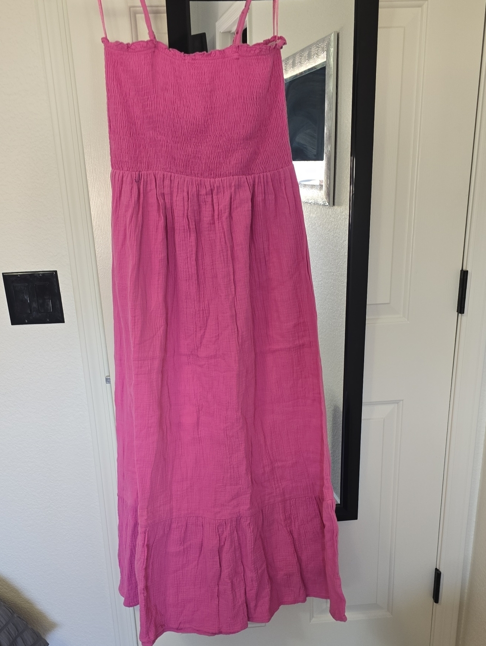 Raviya Bright Pink Smocked Maxi Dress Sz Med Nwt
